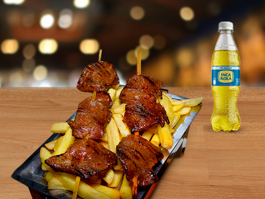 Anticuchos + Gaseosa 1/2L