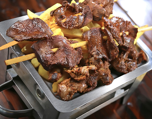 Anticuchos + Mollejitas